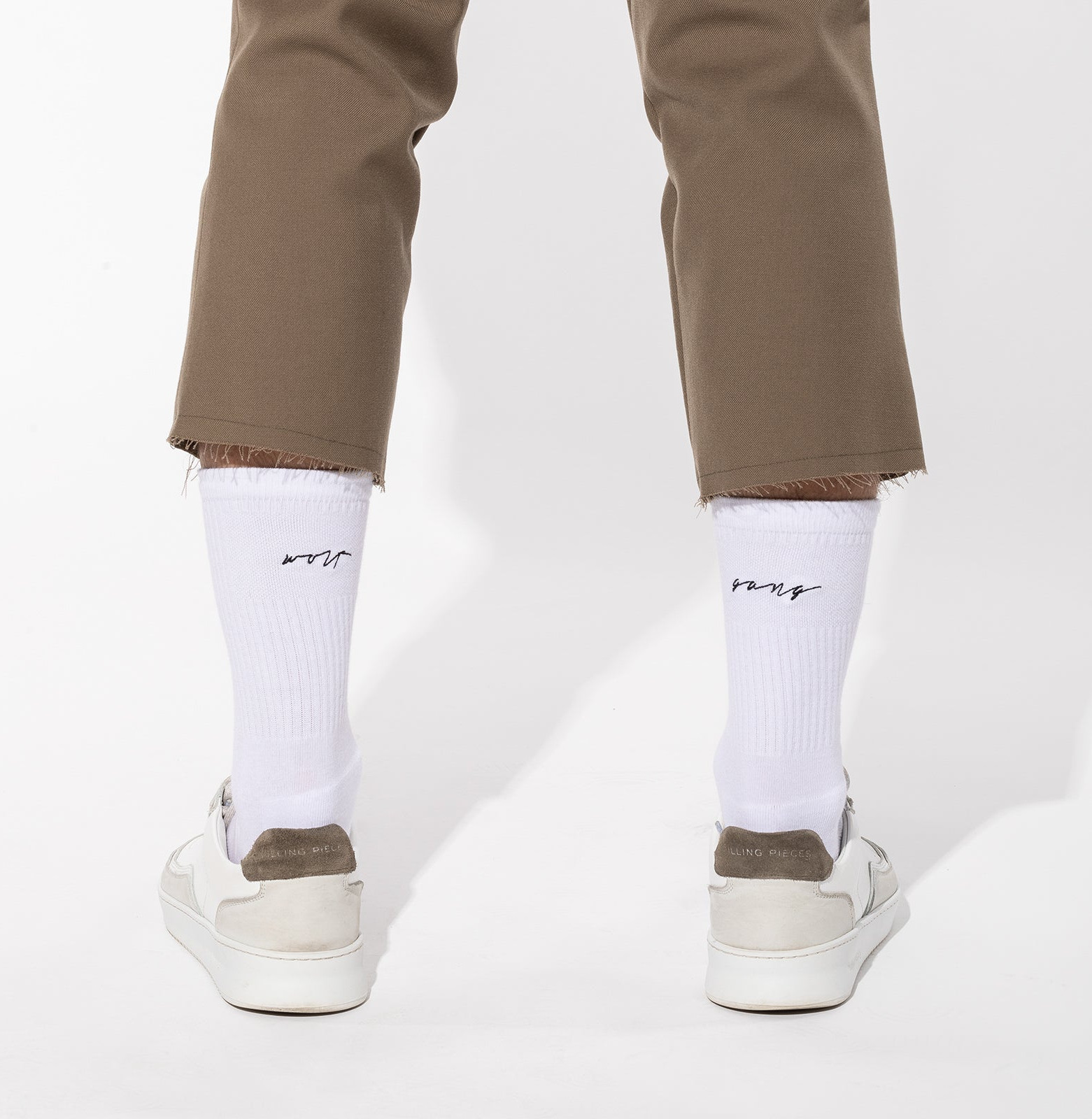 Gang Socks White 01