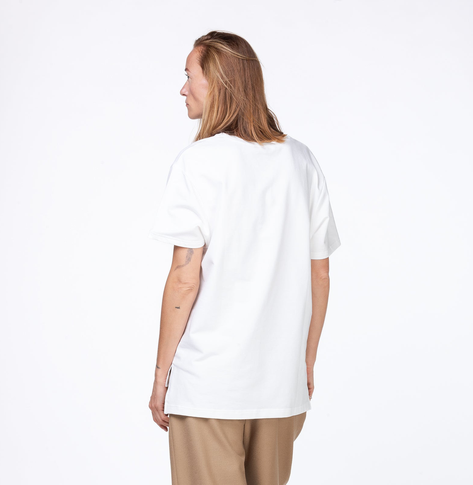 Good no brand tee off white