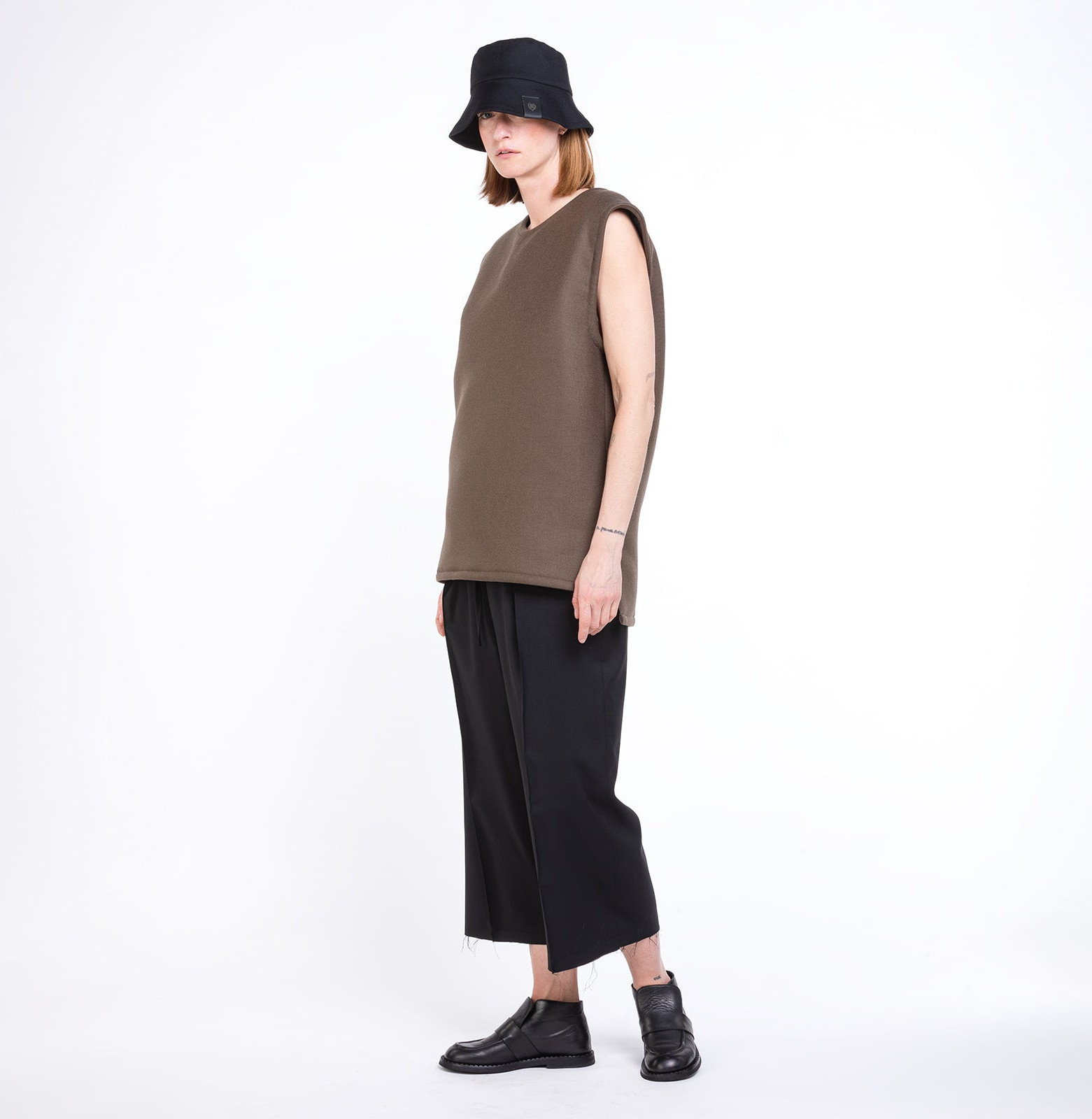 Warm Wool Vest Dark Safari