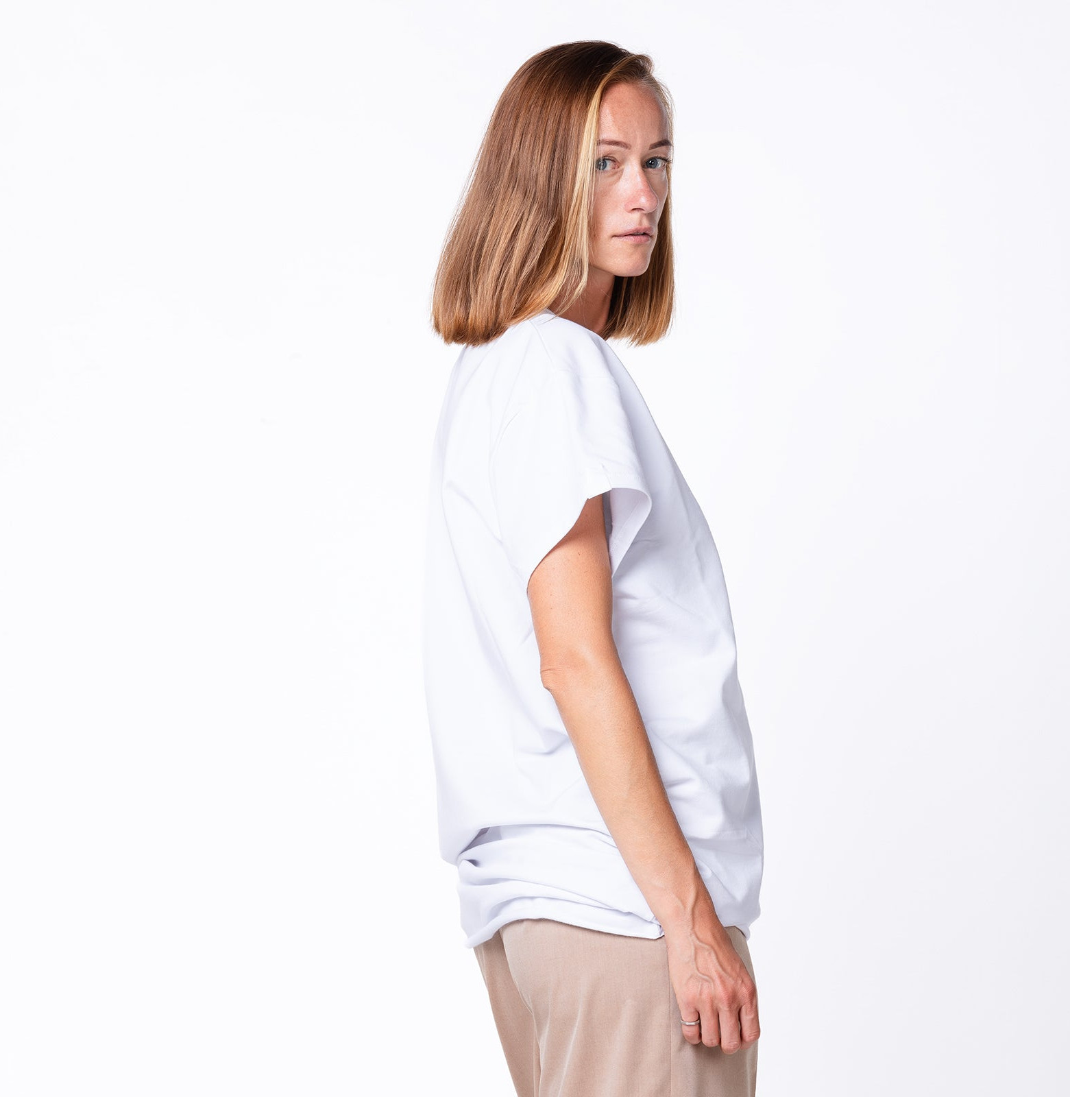 Good warm tee not alone white