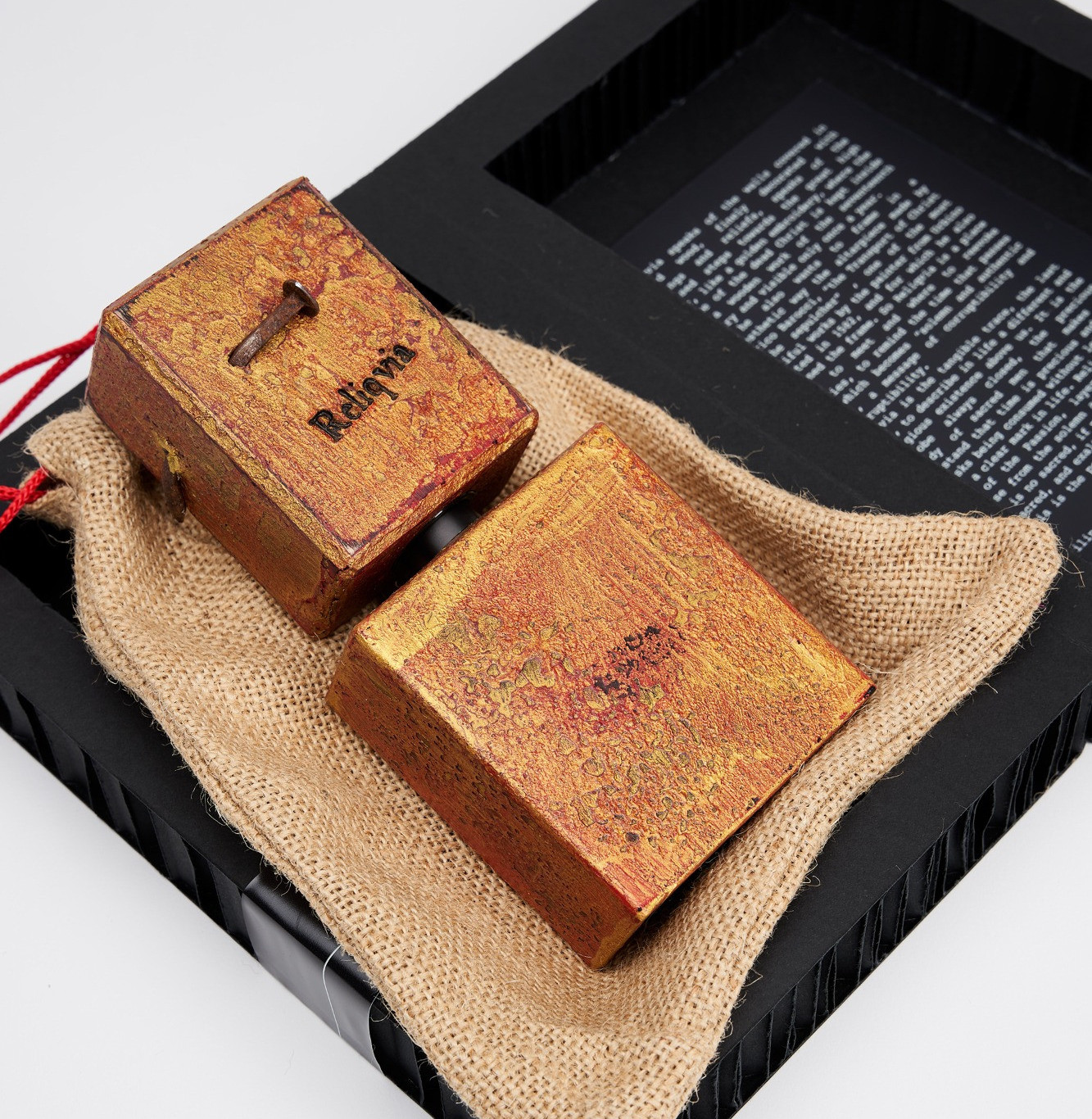 Reliqvia by Filippo Sorcinelli