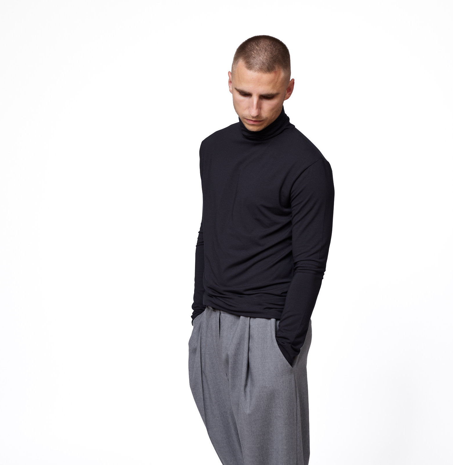 Fine his rollneck b