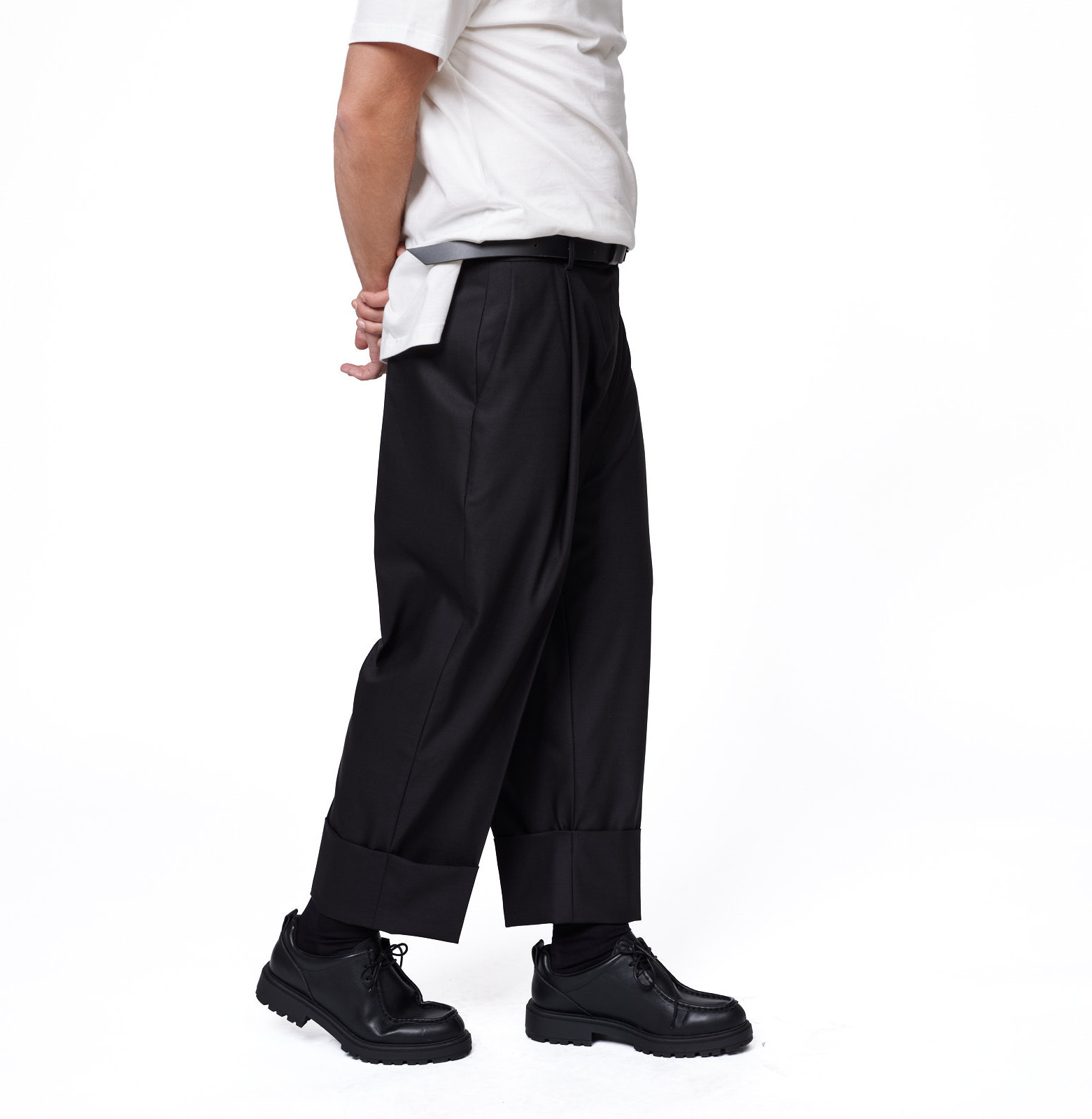 Wool cuff pants b