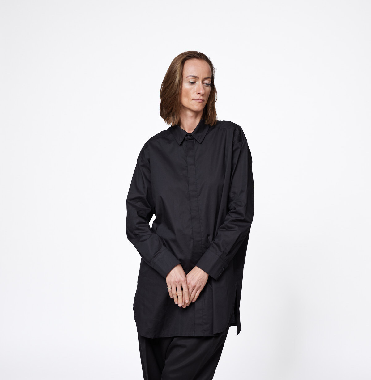 Oversize no brand shirt b