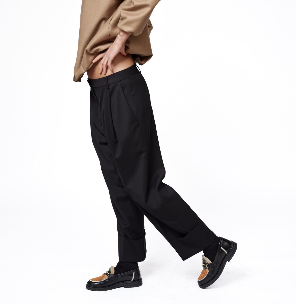 Wool cuff pants b
