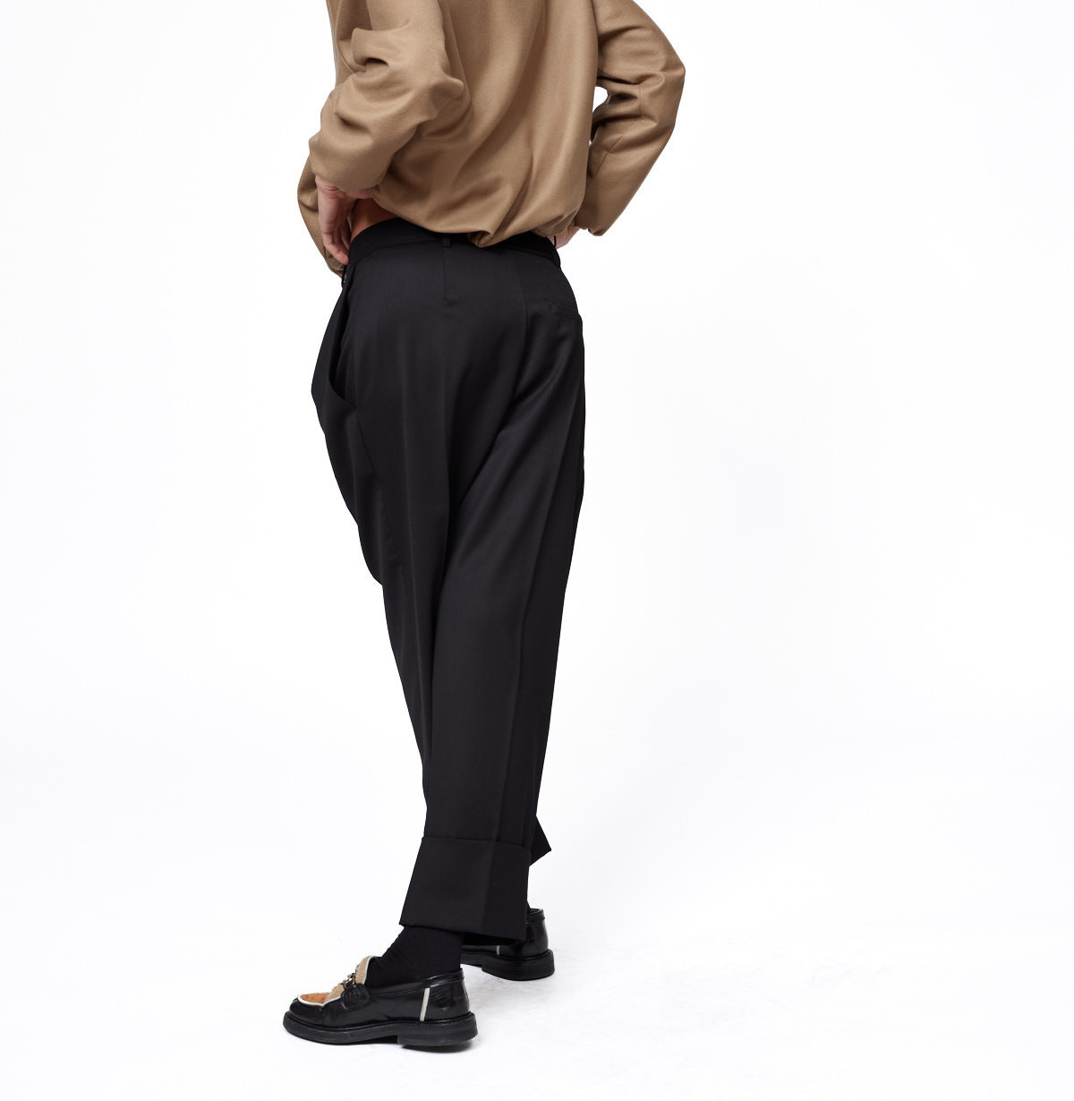 Wool cuff pants b