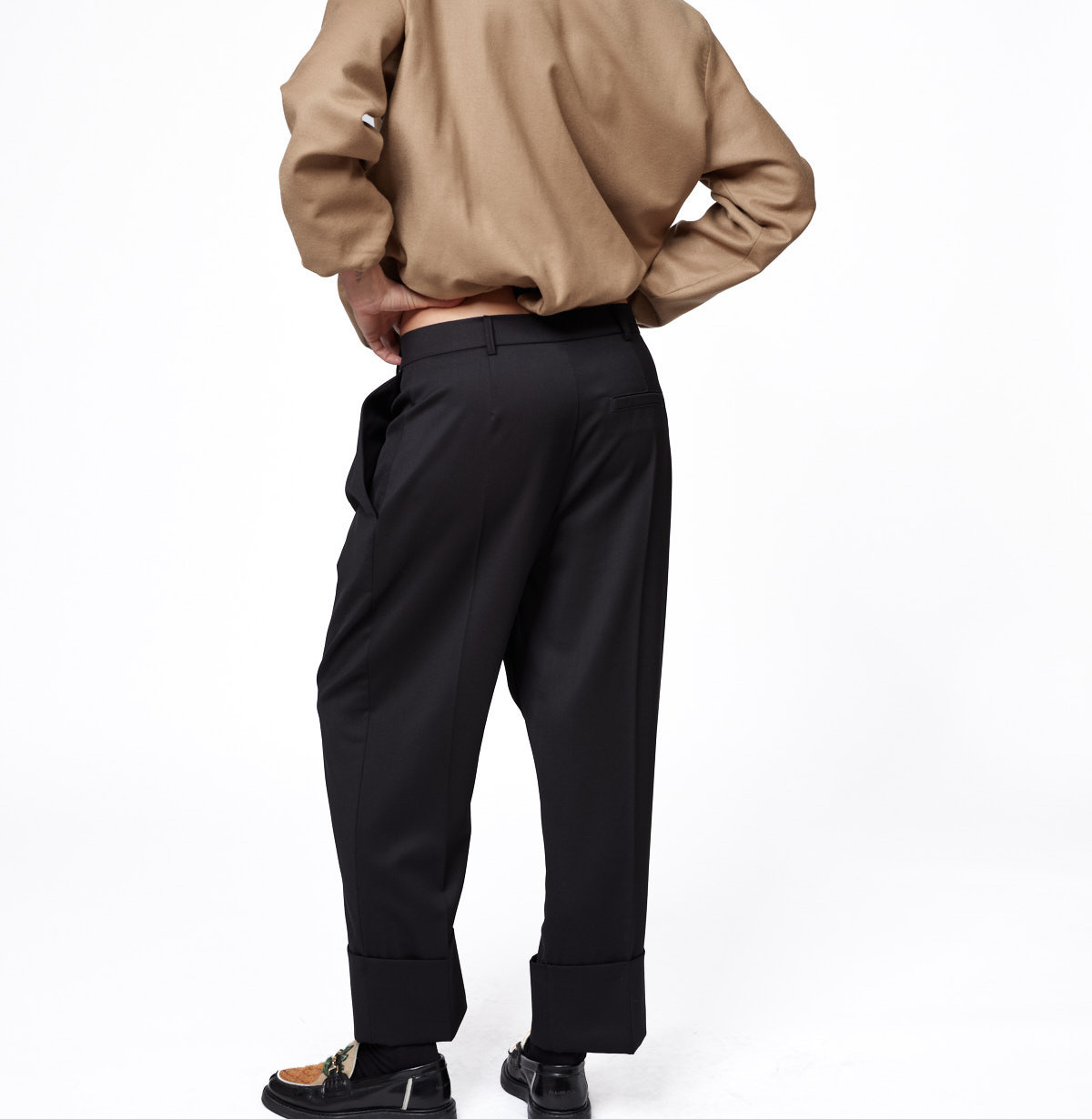 Wool cuff pants b