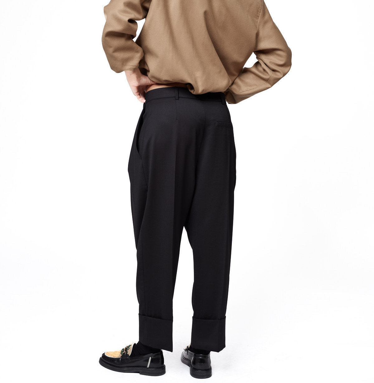 Wool cuff pants b