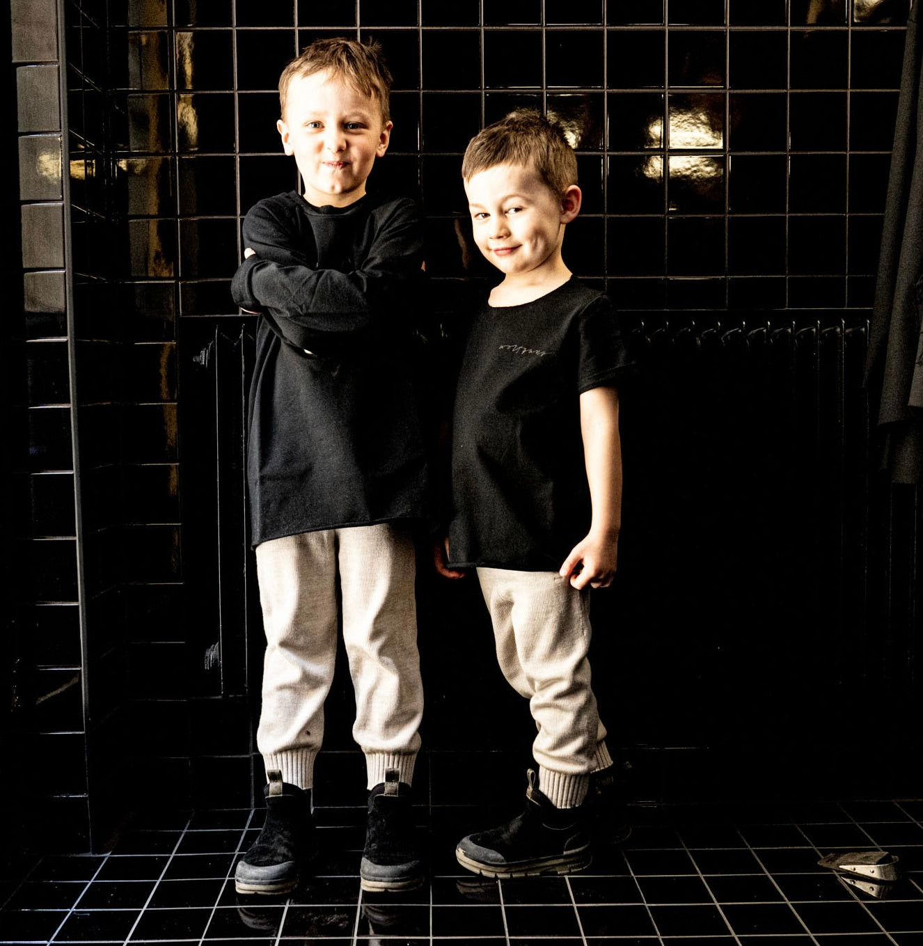 Paradise Kids Sweatshirt Black