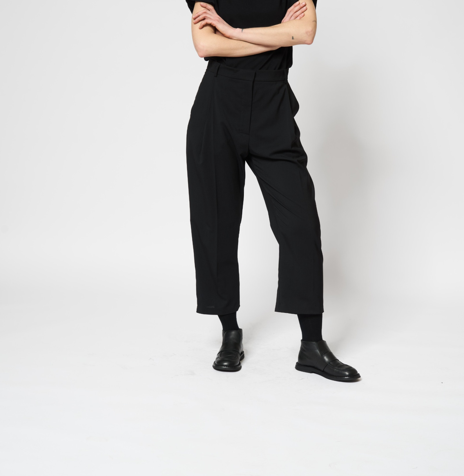 wool classic pants b