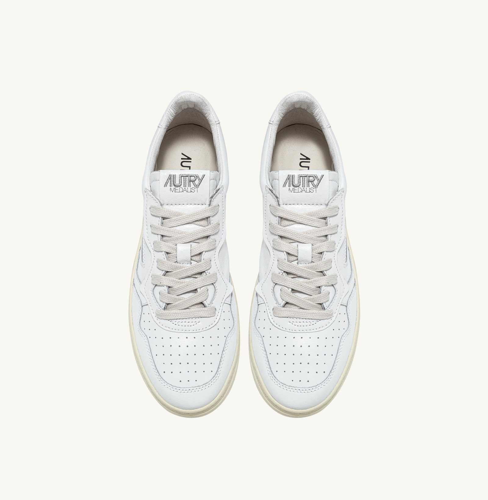  AUTRY MEDALIST LOW SNEAKERS IN WHITE LEATHER MAN