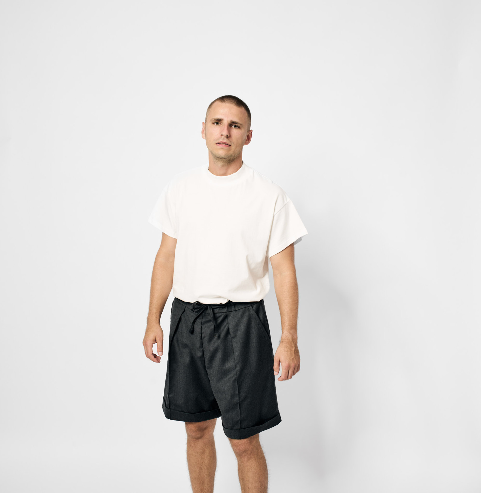 neck tee off white