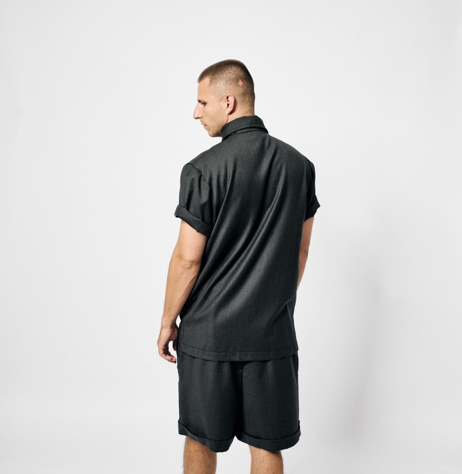 Wool Cuff shorts Graphite