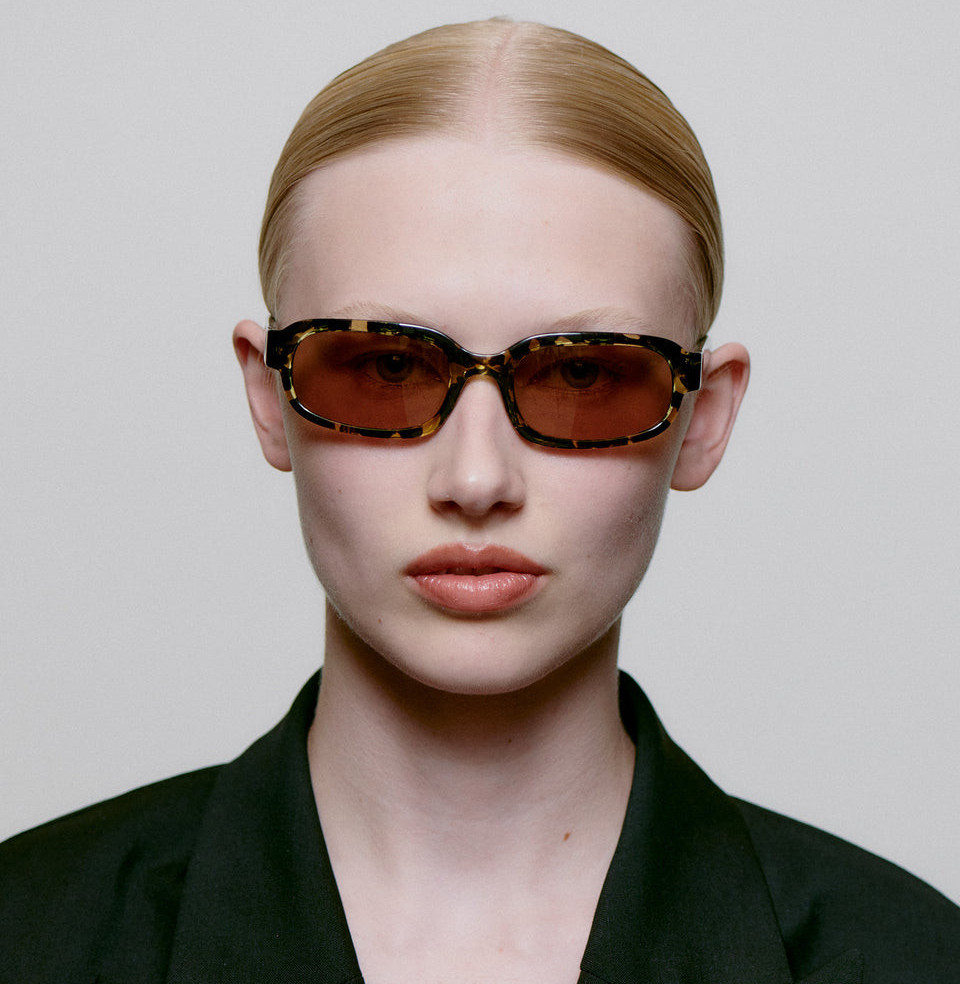 A.kjaerbede Will Black/Yellow Tortoise