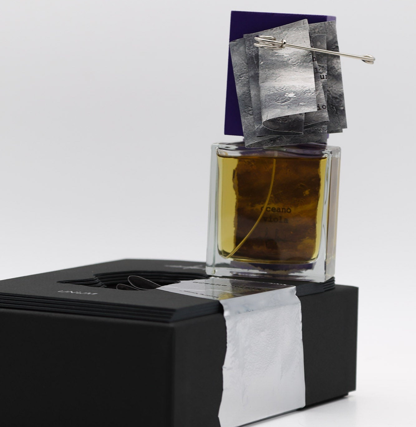 OCEANO VIOLA by Filippo Sorcinelli