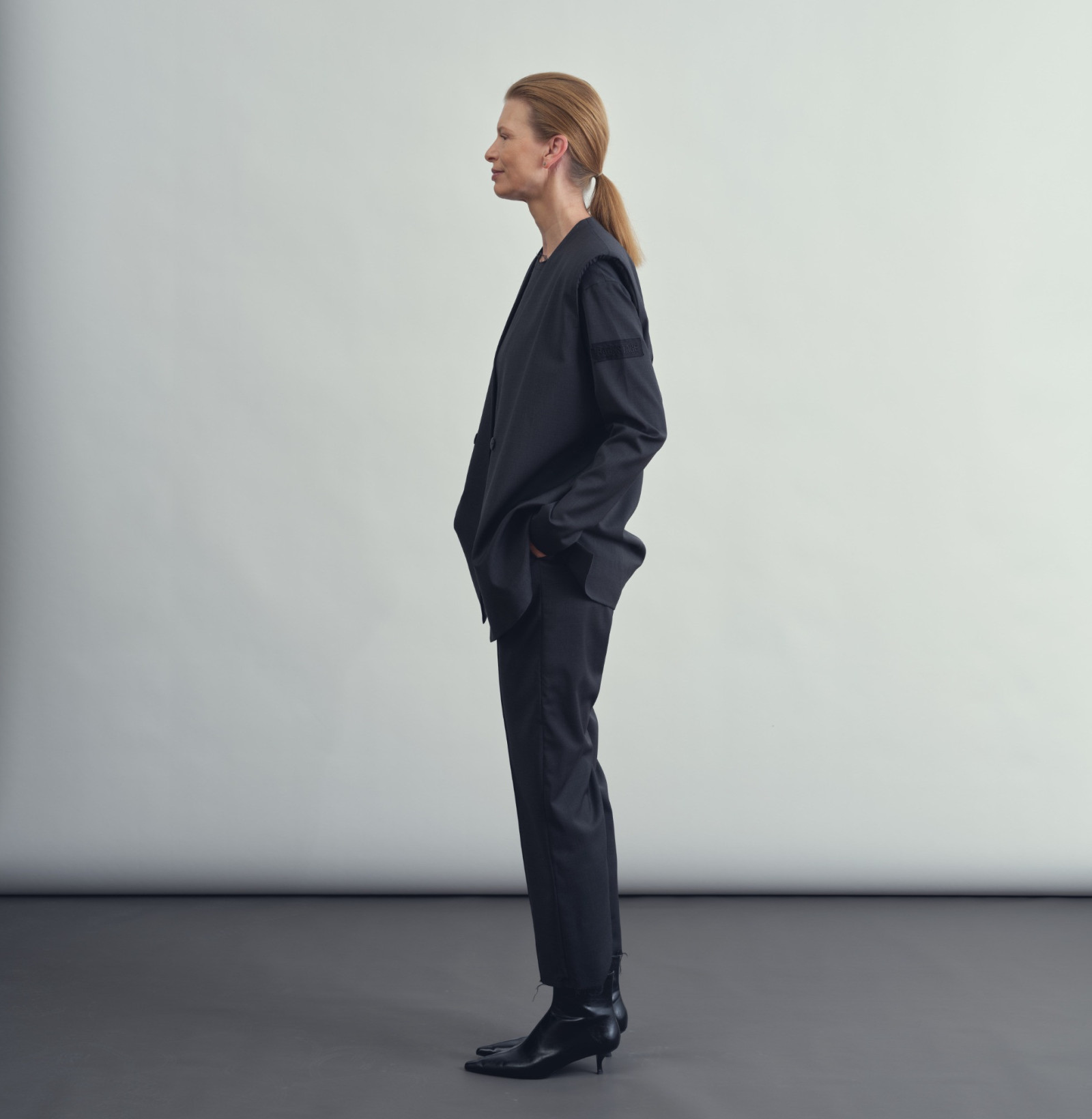 wool vest anthracite