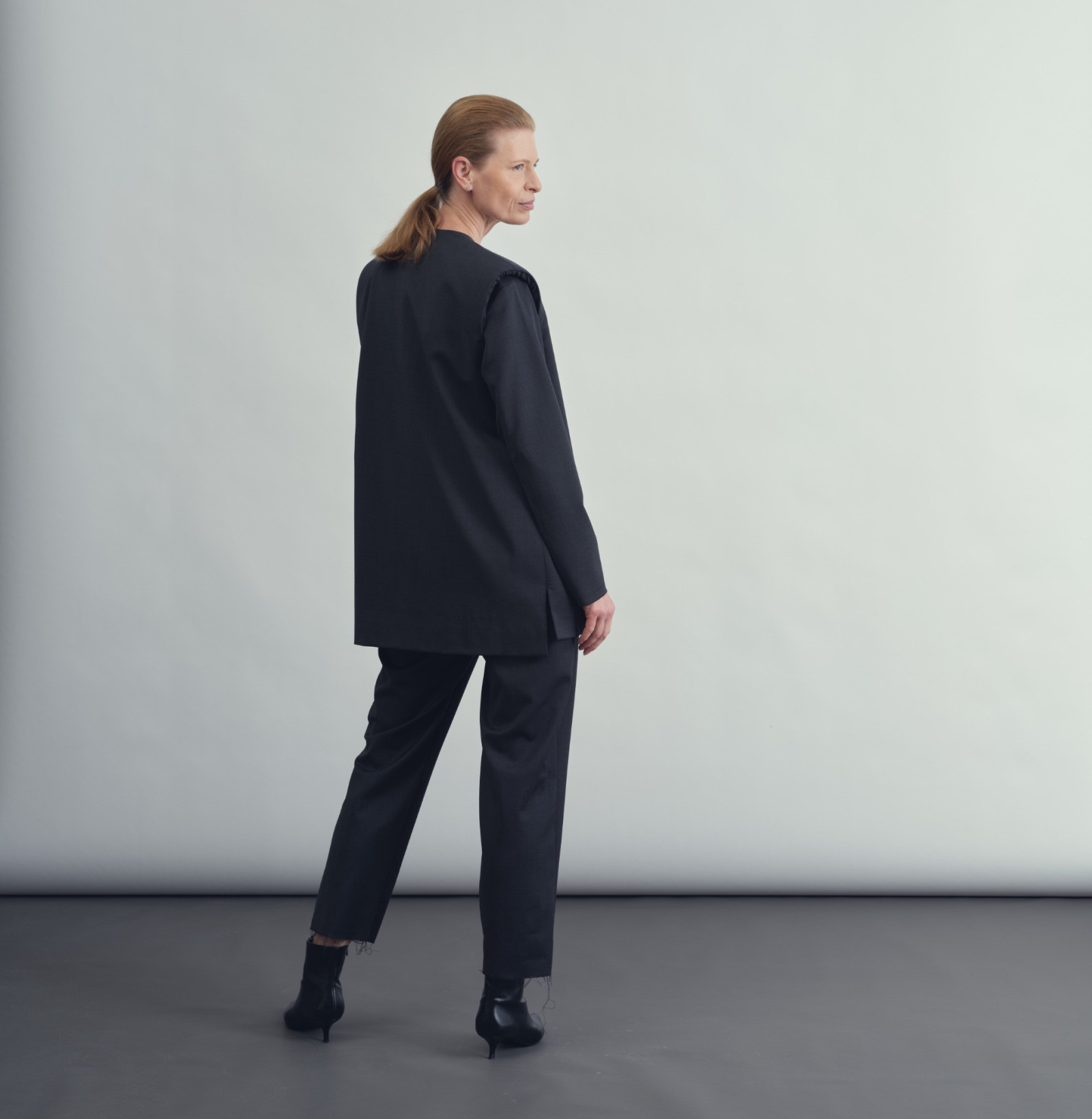 wool vest anthracite