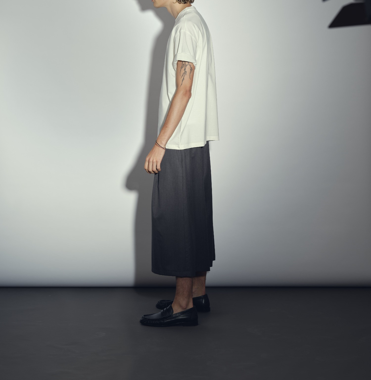 Wool mid-calf pants anthracite