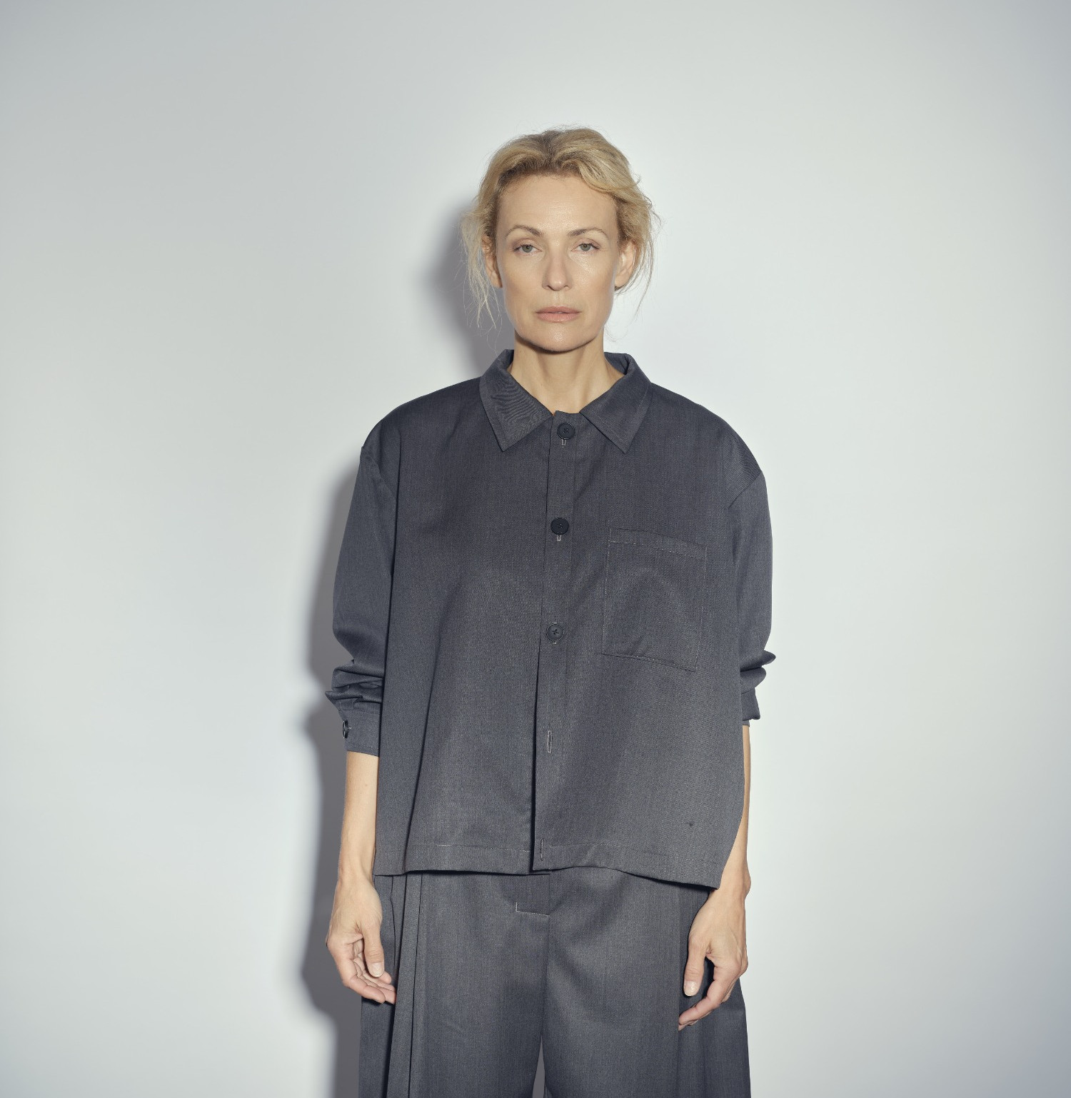 Wool shirt jacket anthracite