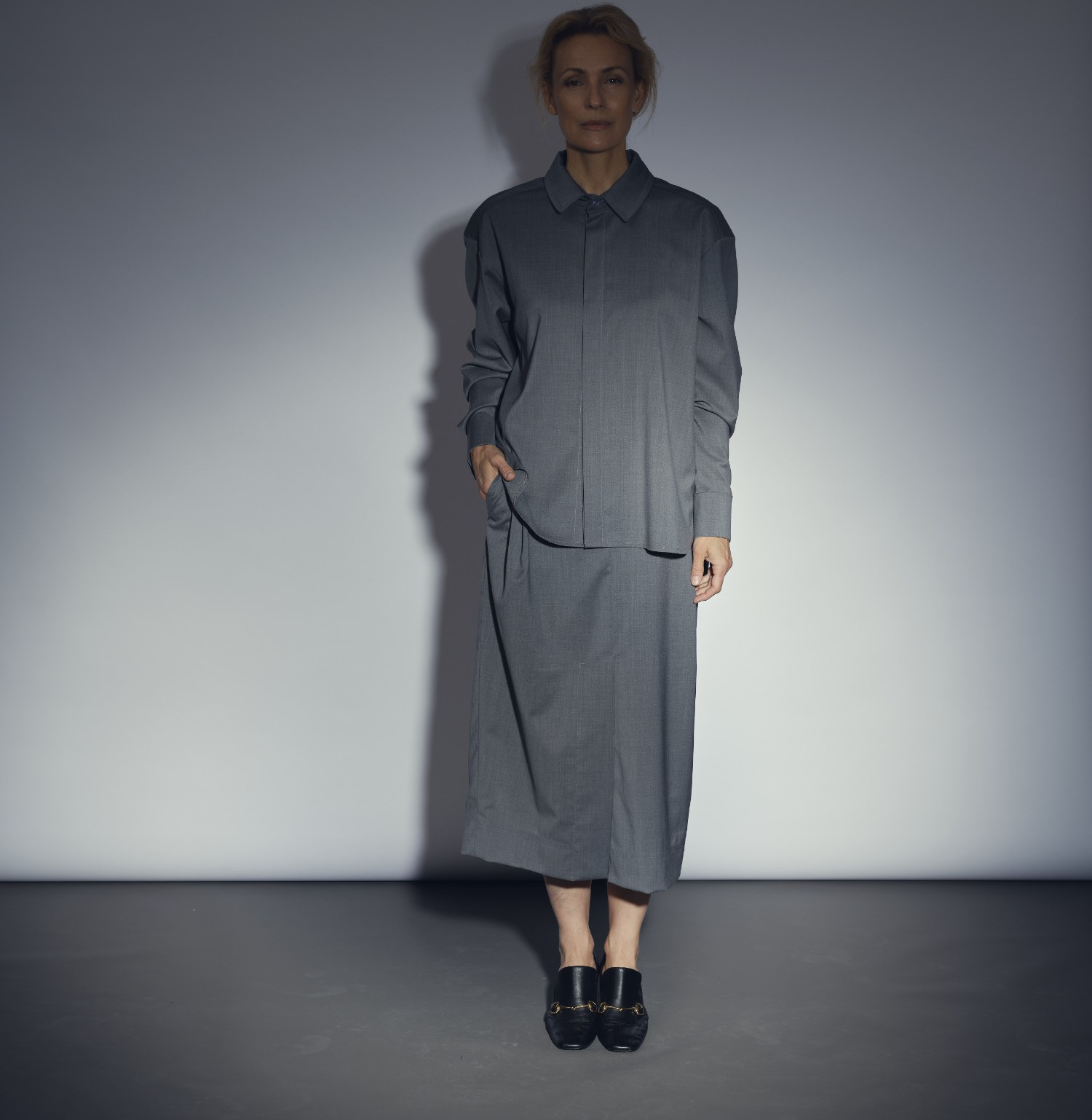 Wool skirt grey