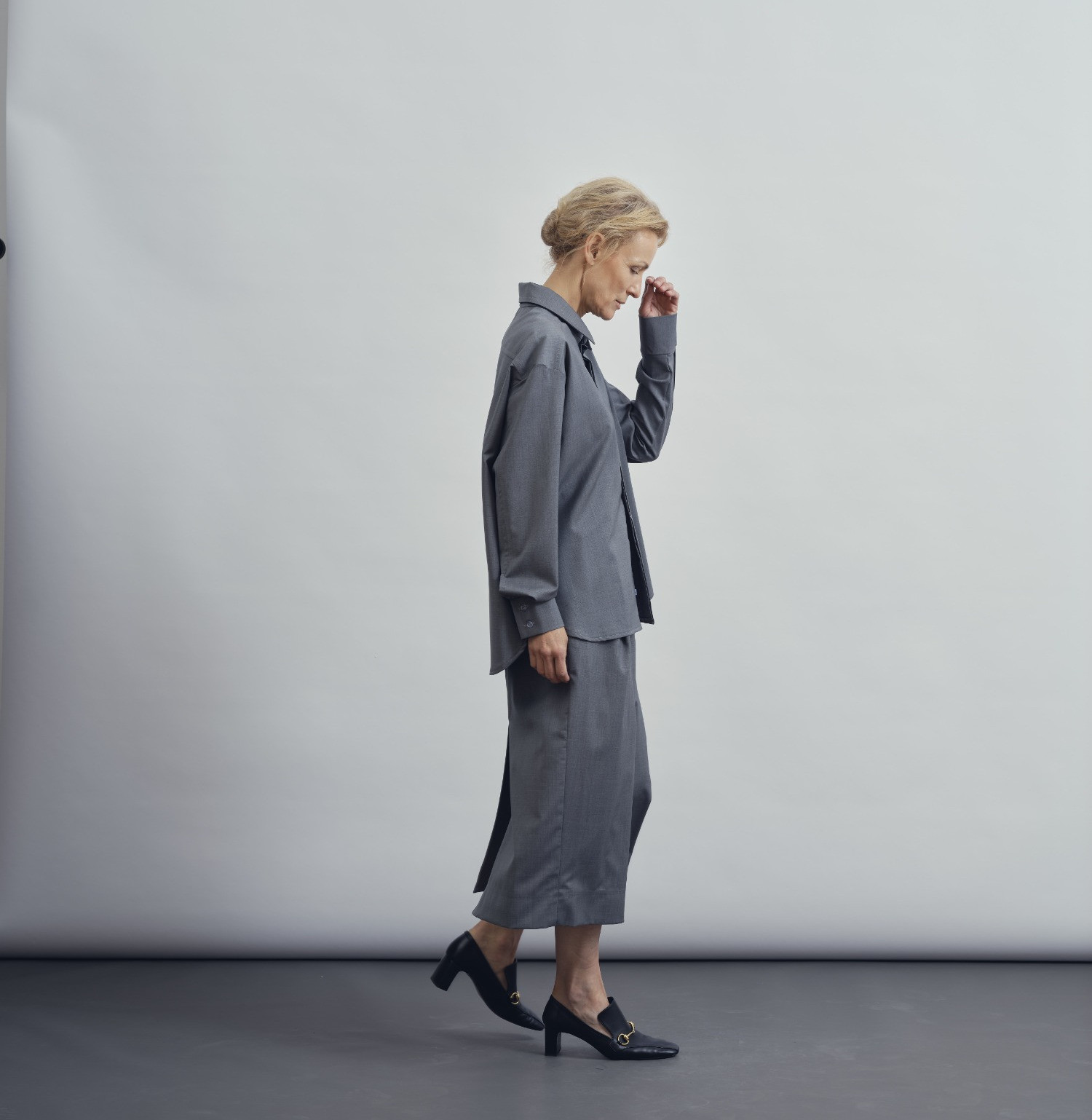 Wool shirt grey