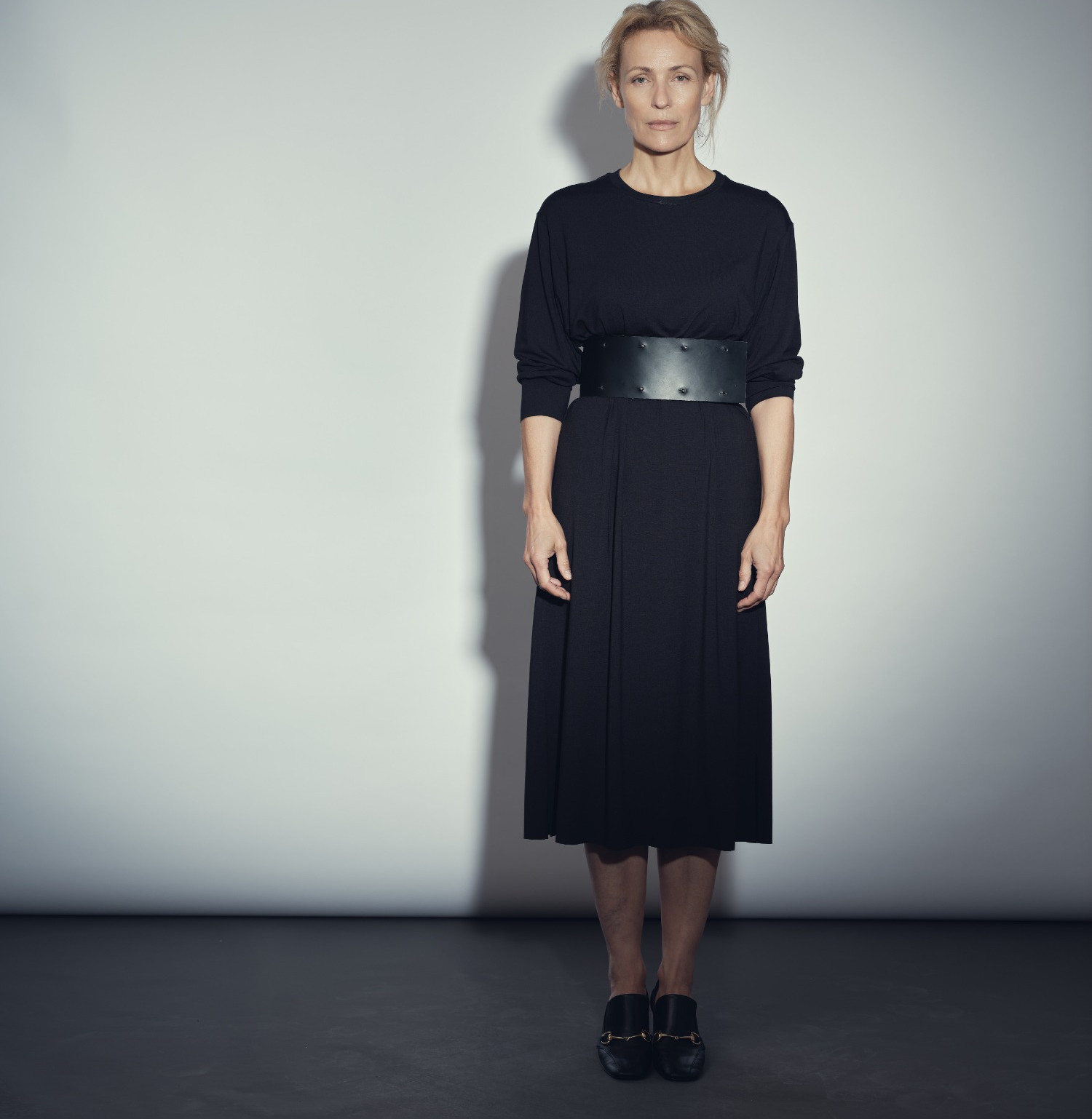 Fine long sleeve dress b