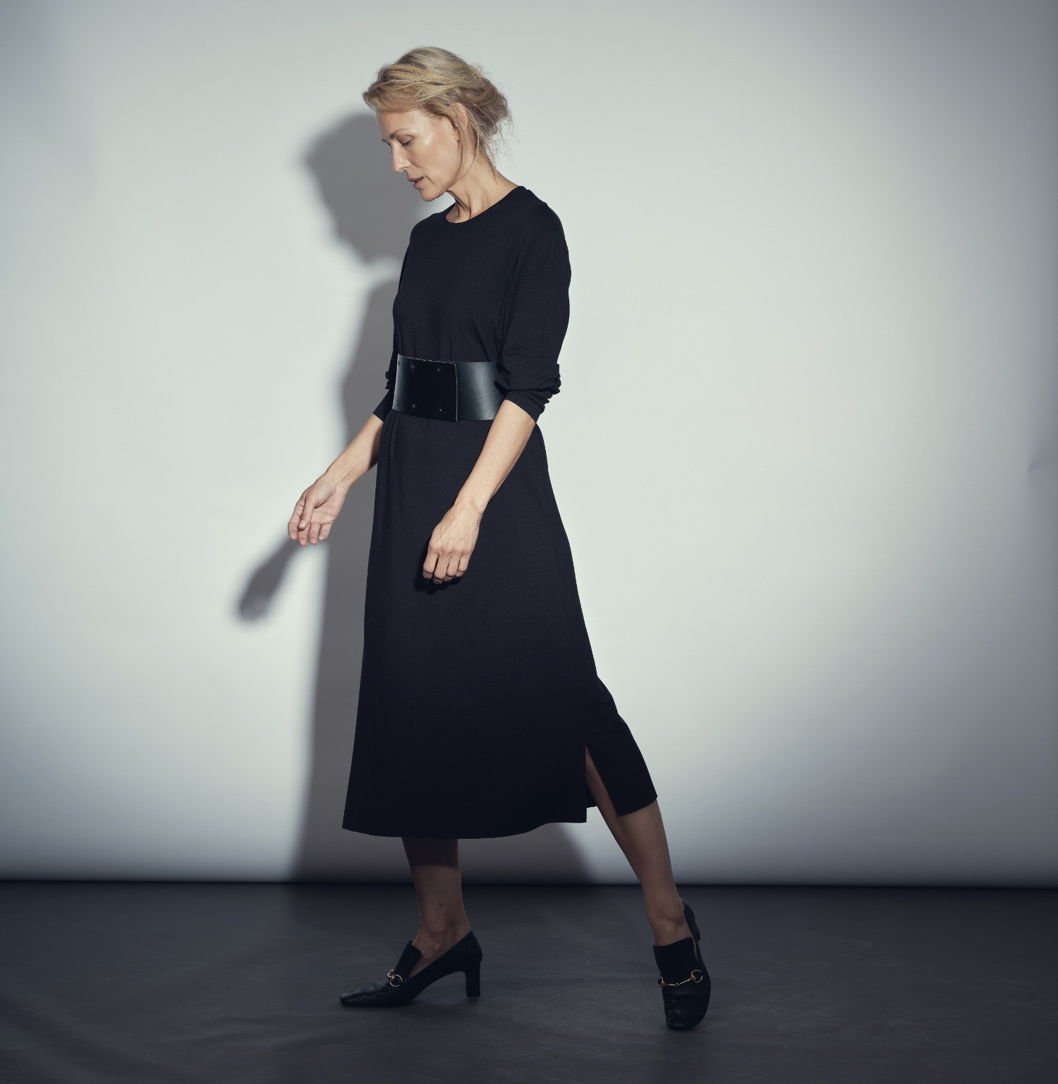 Fine long sleeve dress b